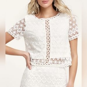 Lulu's White Lace Crop Top